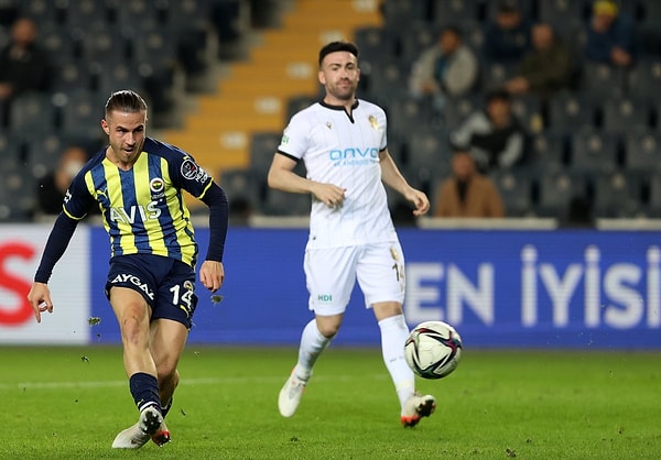 Sarı lacivertliler, 10. dakikada Novak ve 73. dakikada Pelkas'ın golleriyle maçtan 2-0 galip ayrıldı.