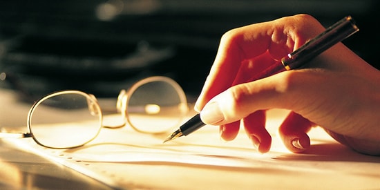 İkiyüzlü Ne Demek? TDK'ya Göre İki Yüzlü mü İkiyüzlü mü Olarak Yazılır?