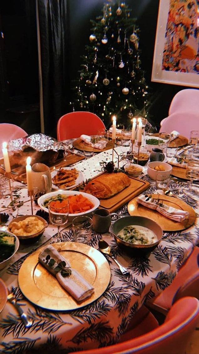 Sadece bir kaç minik püf noktasıyla işte sizde böyle güzel ve keyifli sofralar kurabilirsiniz.