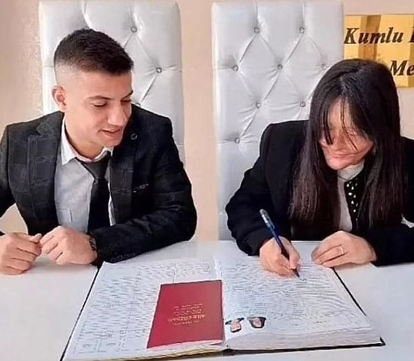 После освобождения он немедленно сделал ей предложение - и она согласилась.