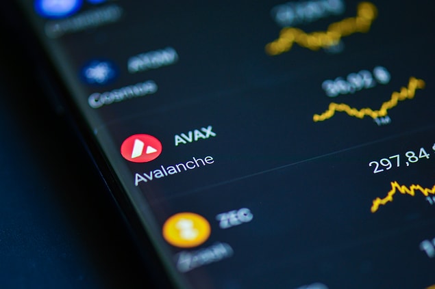 HUH Token 6 Aralık’ta kripto piyasasına girdi.
