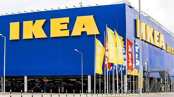 8. İsveç'te çocuğunuzun adını IKEA veya Elvis koymanız yasaktır.