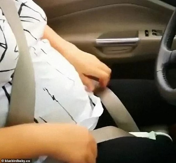 7. Этот ремень безопасности разработан для беременных женщин, чтобы сделать поездку в автомобиле более комфортной и предотвратить раздавливание их живота в случае аварии.