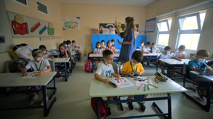 AKP'den 'Öğretmenlik Meslek Kanunu' Açıklaması