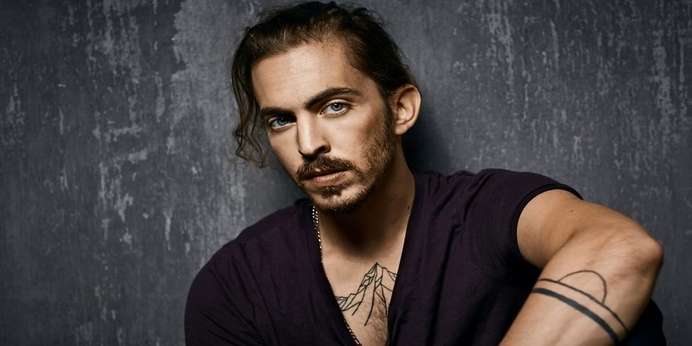 Kışın Ortasında Yaza Götüren Sound'larıyla Alternatif R&B Müziğin Parlayan Yıldızı Dennis Lloyd'un 15 Şarkısı