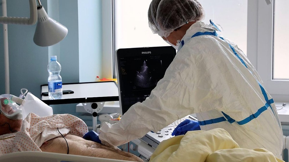 Vaka Artıyor, Hastaneye Yatışlar Azalıyor: Omicron’da Yatış Riski Delta’nın Üçte Biri