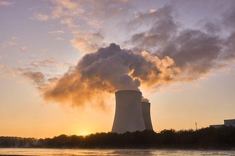 Almanya Hızla Yenilenebilir Enerjiye Dönüyor: Yeni Yıla Girerken 3 Nükleer Santralini Daha Kapattı