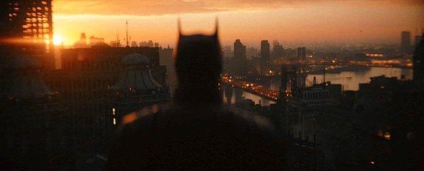 4. The Batman, 4 Mart 2022’de vizyona girdikten sonra 19 Nisan 2022’de HBO Max’de yayınlanacak.