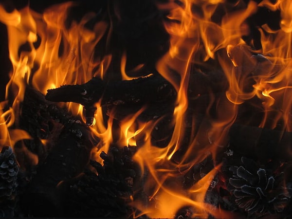 7. Что Сатана каким-либо образом главный в пытках в аду.