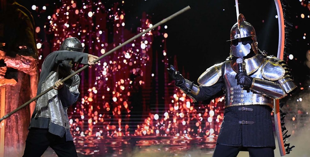 Maske Kimsin Sen Şövalye Kimdir? Şövalye Maskesinin Altındaki Ünlü Oyuncu Kim?