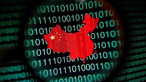 9. ABD'nin öne çıkan gazetelerinden Washington Post, Çin'in internette kurduğu geniş bir ağ ile Facebook ve Twitter gibi popüler sosyal medya platformlarından veri topladığını ortaya çıkardı.