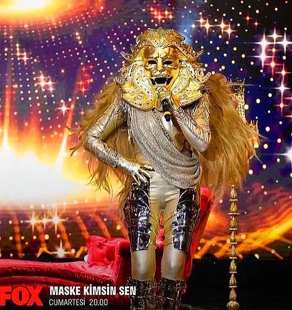 6. FOX TV'de yayınlanmaya başlanan 'Maske Kimsin Sen?' yarışması, ünlü isimlerin kullandığı kostümler nedeniyle bazı sosyal medya kullanıcıları tarafından tepkiyle karşılandı.