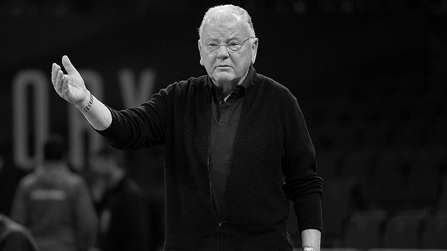 54. 16 Eylül - Daha önce Anadolu Efes'i de çalıştıran Sırp basketbolunun öne çıkan isimlerinden Dusan Ivkovic, 77 yaşında hayatını kaybetti.