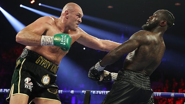 60. 10 Ekim - Büyük Britanyalı Tyson Fury, ABD'li Deontay Wilder'ı nakavt ederek Dünya Boks Konseyi (WBC) ağır sıklet kemeri unvanını korudu.