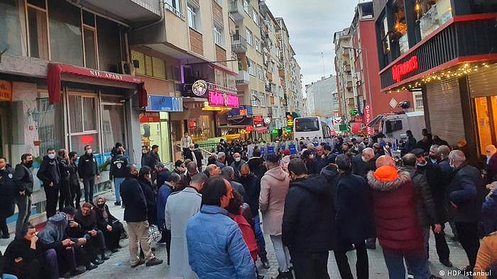 1 Kişiyi Yaralamıştı: İstanbul'da HDP Binasına Saldıran Kişi Serbest Bırakıldı