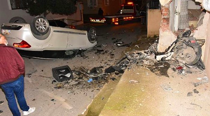 Restoranın Önündeki Motosikleti Çalıp Kuryeyi Bıçakladı; İş Yeri Sahibinin Aracına Çarparak Öldü