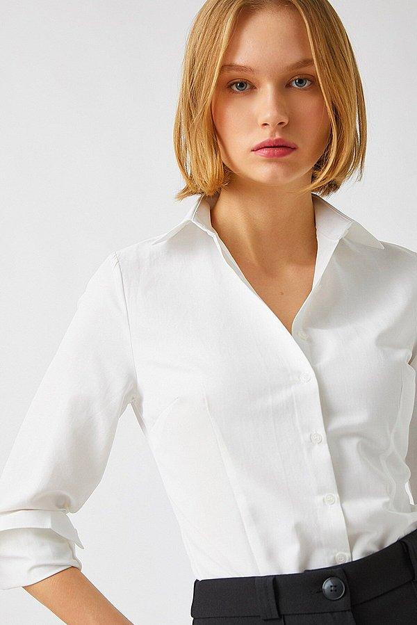 5. Şık kadınların gardırobunda en az bir tane beyaz gömlek olur.