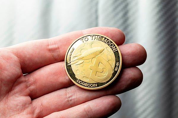 Dogecoin ve Shiba Inu, ilk 10 kripto para birimi listesinden çıkarıldı