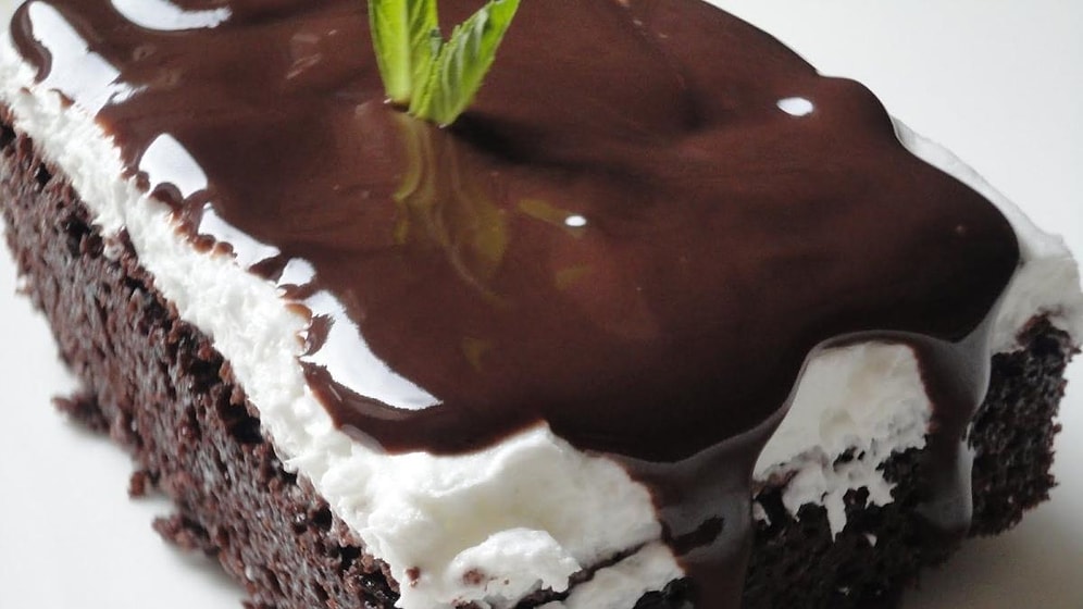 Ağlayan Pasta Nasıl Yapılır? Ağlayan Pasta Tarifi…