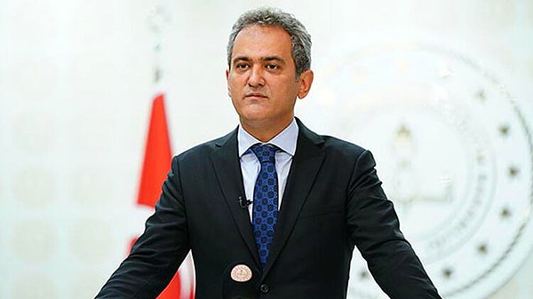 2022 Yarıyıl Tatili Öne mi Çekilecek? 15 Tatil Uzatılacak mı?