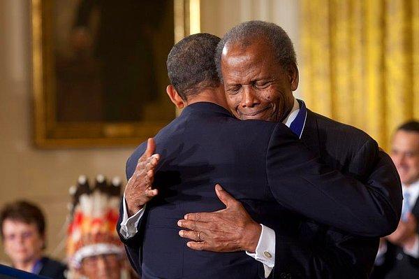 Poitier, 2009 yılında da Barack Obama'dan Başkanlık Özgürlük Madalyası aldı.