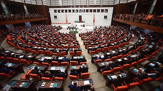 Son Dakika: Memur ve Emekliye Ek Zam Geliyor! Kanun Teklifi TBMM'de Kabul Edildi...