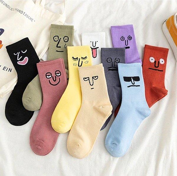 10. Her gün için bir tane seçecek olsaydınız pazartesinin çorabı hangisi olurdu?