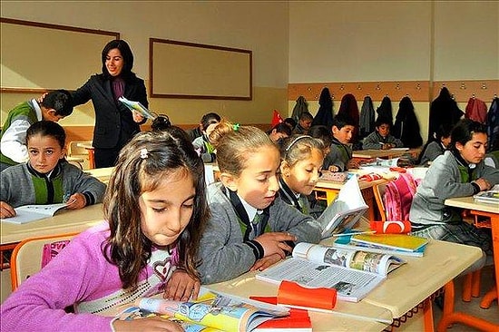 Okullar Kapanacak mı? Yüz Yüze Eğitime Ara mı Verilecek? İlkokul, Ortaokul, Lise İçin Son Durum...