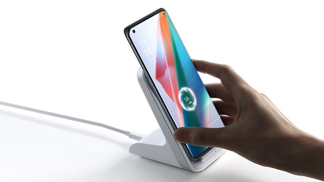 Renk görüşü geliştirme teknolojisi aslında ilk olarak OPPO Find X3 serisi ile tanıtılmıştı.