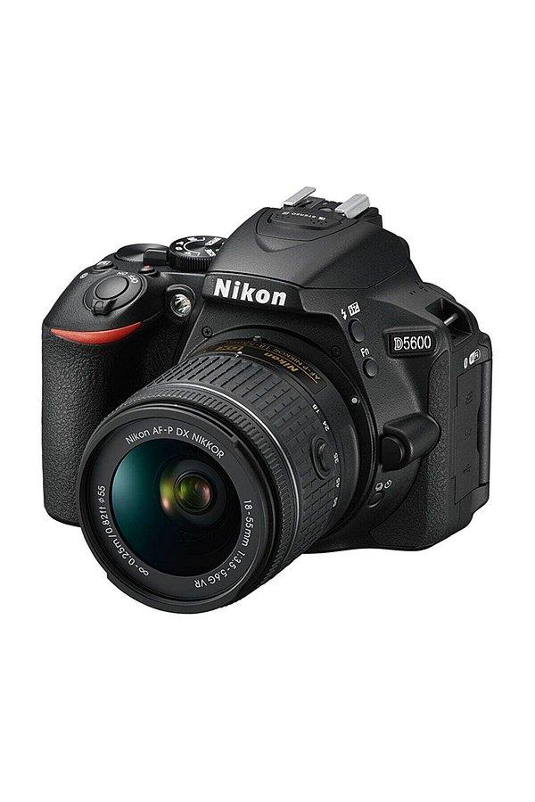 1. Nikon D5600 18-55mm Kit Fotoğraf Makinesi
