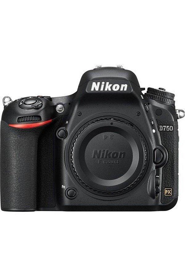 2. Nikon D750 Fotoğraf Makinesi