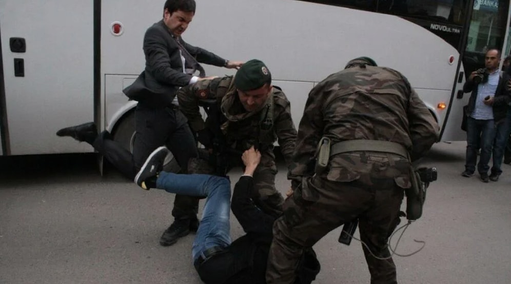 Atama Avrupa Basınında: Tekmeci Yusuf Yerkel’e Almanya Akredite Vermedi