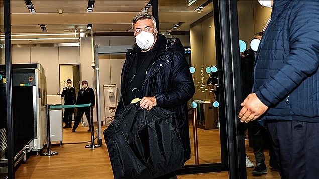 Galatasaray'da Fatih Terim'in ayrılığının ardından teknik direktörlük pozisyonu için anlaşma sağlanan Domenec Torrent İstanbul'a geldi.