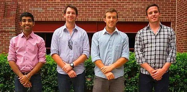 1. North Carolina Devlet Üniversitesi'ndeki dört öğrenci, belirli uyuşturucular ile temas edince renk değiştiren bir oje yaptılar.
