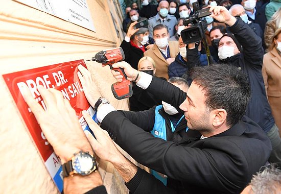 Türkan Saylan'ın Adı Oturduğu Evin Sokağına Verildi