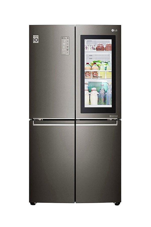 1. LG'nin gardırop tipi buzdolabı kalabalık aileler için ideal.