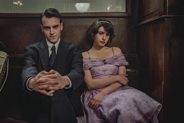 13. Çevrimiçi dizi ve film izleme platformu Netflix, platformdaki yapımların her hafta ne kadar izlendiğini içeren verileri 'Netflix Top 10' listesiyle duyuruyor. 3-9 Ocak tarihleri arasında platformun Türkiye ayağında en çok izlenen 10 dizi ve filmi merak ediyorsanız, sizi içeriğimize alalım!