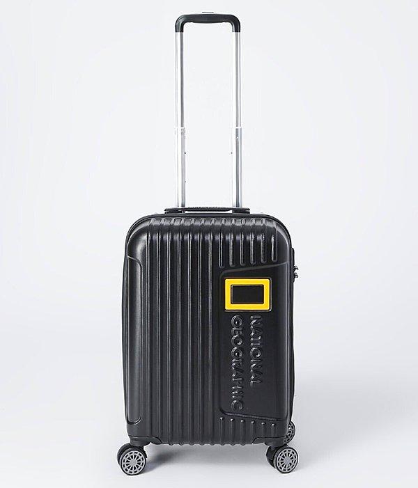7. National Geographic siyah kabin bavulu.