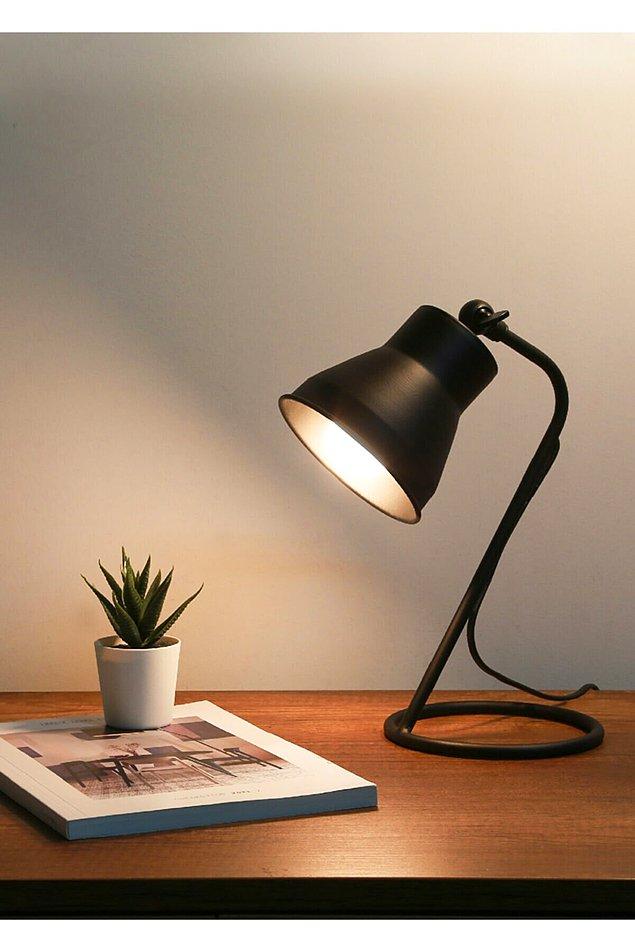 5. Çalışma masası lambası da daha iyi çalışmanız için şart.
