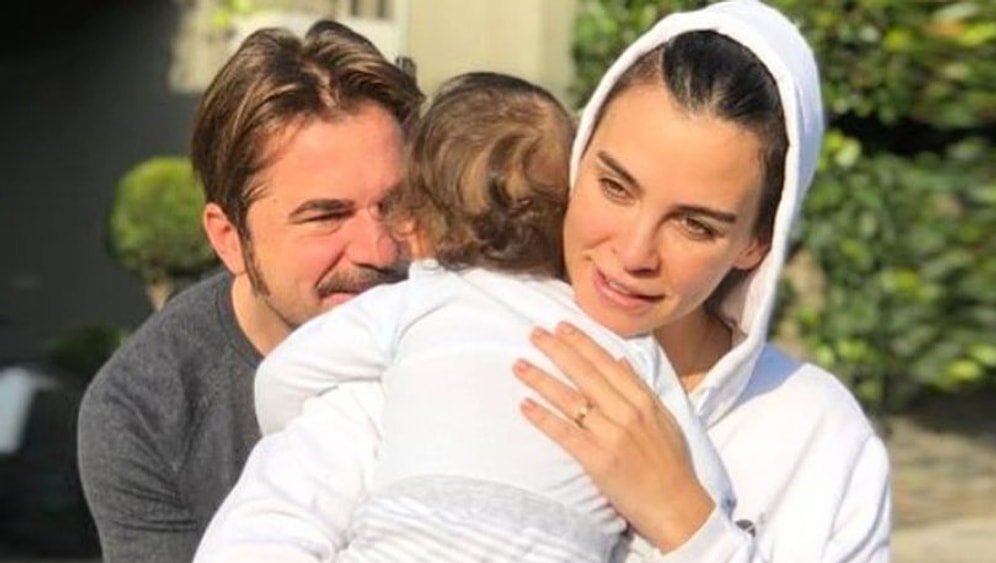 Engin Altan Düzyatan ile Eşi Neslişah Alkoçlar Ailecek Tatile Çıktı! Kayak Tatilinden Fotograflar...