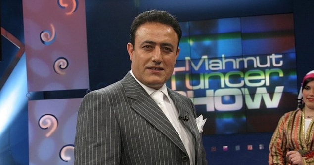 10. Mahmut Tuncer dekolte tartışmalarının ardınadan ‘Herkes kendisine yakışanı giysin tabii ki. Moda olsa etek bile giyerim’ dedi.