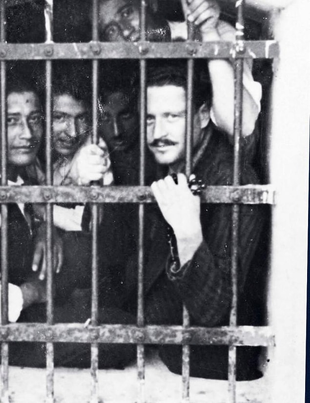 "Memleketimden İnsan Manzaraları" eserinde 17 bin mısra yazdı