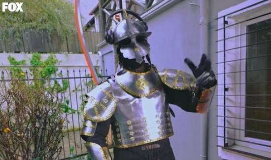 Maske Kimsin Sen Şövalye'nin Kim Olduğu Ortaya Çıktı! Şövalye Maskesinin Altındaki Ender Saraç Kimdir?