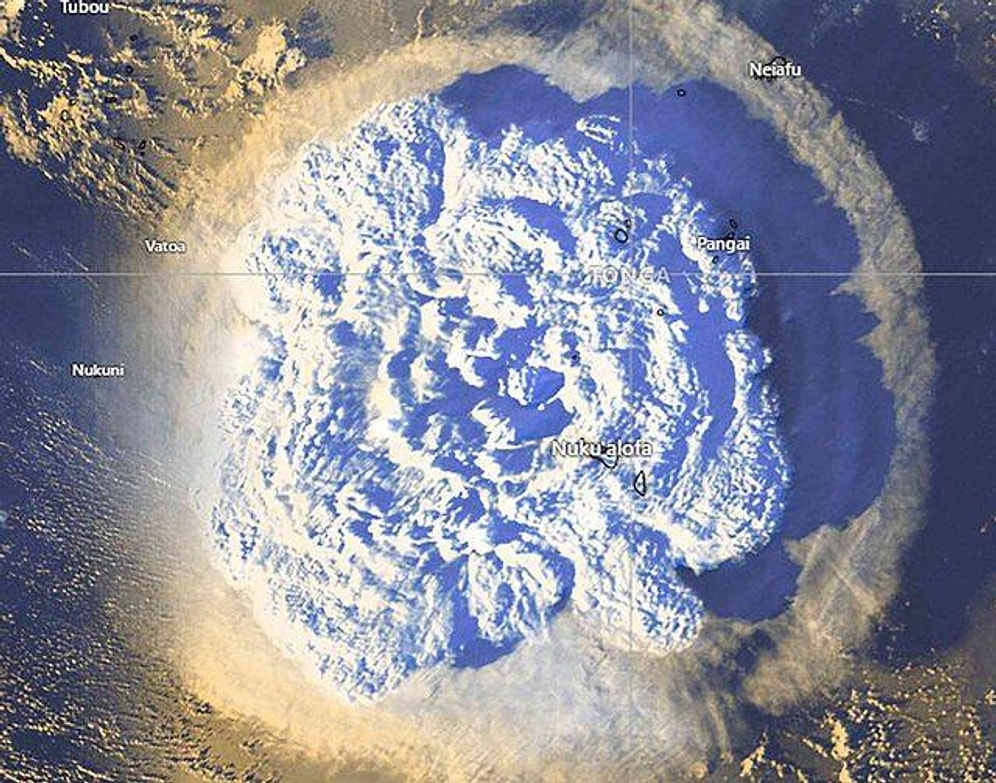Japonya'da Tsunami Alarmı: Tonga'da Yanardağ Patladı! Birçok Ülkeye Tsunami Uyarısı Geldi...