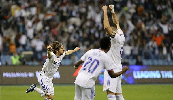Kral Fahd Stadı'nda oynanan mücadelede Real Madrid, 38. dakikada Luka Modric'in golüyle 1-0 öne geçti.