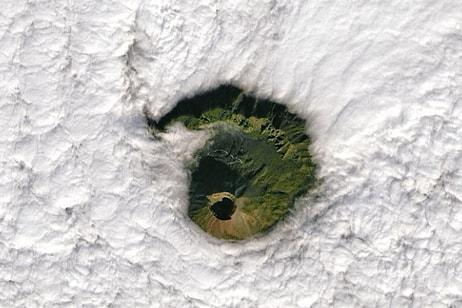 NASA Pompeii'yi Yok Eden 'Saatli Bomba' Vezüv Yanardağı'nı Uzaydan Görüntüledi