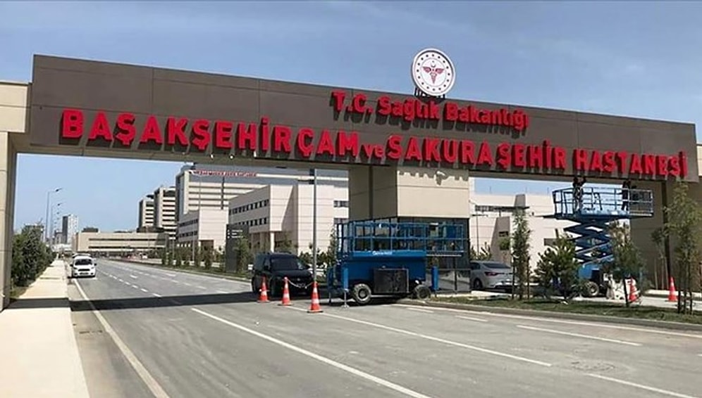 Sağlıkta Şiddet Sınır Tanımıyor: 4 Kişi Hamile Hemşirenin Karnını Tekmeledi