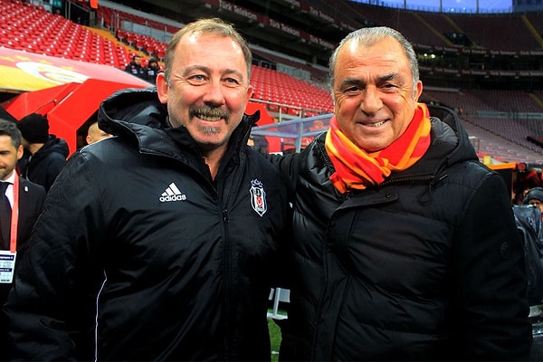 Sergen Yalçın, Türk futbolunun çok kolay teknik direktör harcadığını dile getirdi. Son olarak Fatih Terim’in geçmişte büyük başarılara imza attığı Galatasaray’dan ayrıldığını hatırlatan Yalçın şunları söyledi: