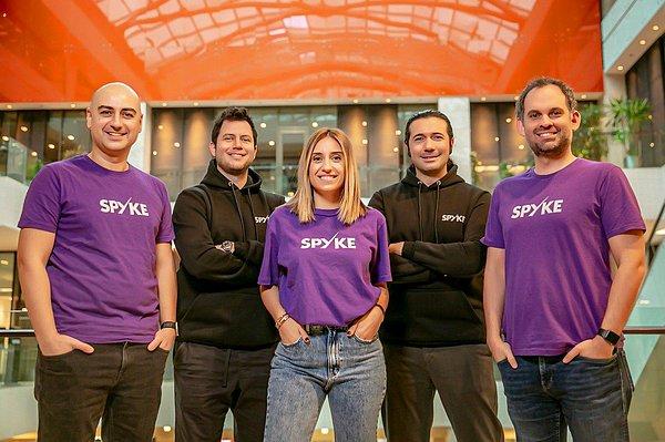 1. Bugün iki farklı Türk oyun şirketinin yatırım haberi bizleri gururlandırdı. Güne girişim sermayesi şirketi Griffin Gaming Partners tarafından 55 milyon dolar yatırım alan Spyke Games ile başladık!