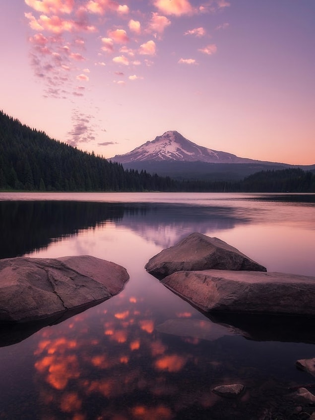 11. Oregon'daki Trillium Gölü: